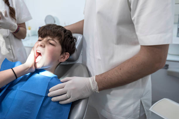 Best Emergency Dental Extractions in North Weeki Wachee, FL